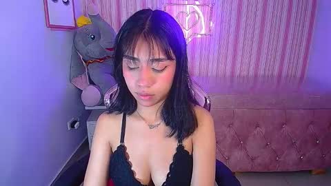 Snapshot of cristal1_ch chatting on October 2025 10:57:02 AM cristal1_ch online show from October 2025 10:57:02 AM