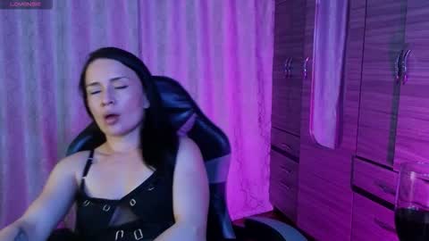  Alejandra from Wednesday to Saturday from 1000 pm to 400 am Colombian hour online show from March 2026 01:51:01 AM