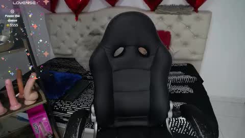 Milena online show from September 2025 05:20:02 AM