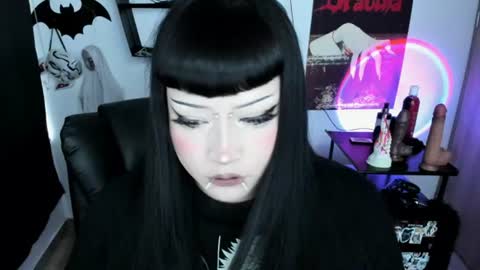 Cris online show from August 2026 09:06:01 PM