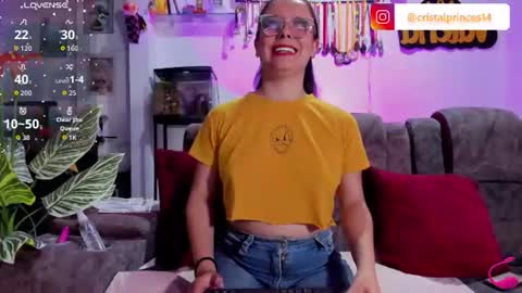 Snapshot of cristal_princess_ chatting on July 2026 04:04:02 AM Cristal online show from July 2026 04:04:02 AM