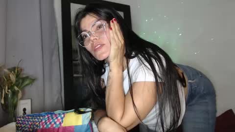Snapshot of cristal_sexyboobs_ chatting on February 2025 12:16:01 AM Cristal online show from February 2025 12:16:01 AM