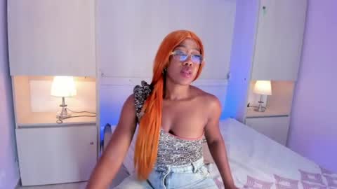 cristalbennet online show from June 2026 06:53:02 PM