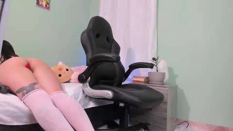 Snapshot of cristalcerati__ chatting on March 2025 11:38:01 PM Cristal online show from March 2025 11:38:01 PM