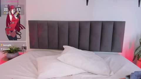 cristalfoxy_ online show from May 2026 08:05:02 PM