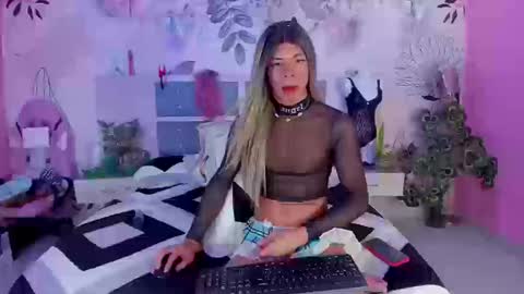 cristhy_huge_cockts online show from October 2025 04:34:01 AM
