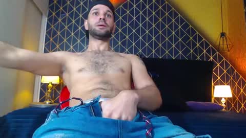 cristian hot9 online show from February 2025 05:29:02 PM