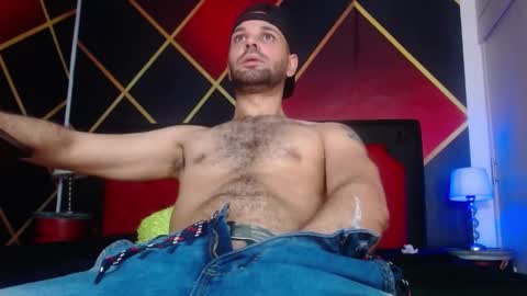 cristian hot9 online show from February 2025 06:20:02 PM