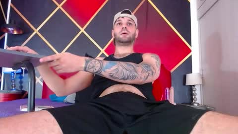 cristian hot9 online show from September 2025 05:46:01 PM