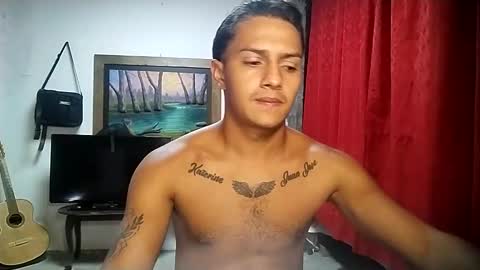 Snapshot of cristian_torres10 chatting on February 2025 06:54:02 PM Cristian online show from February 2025 06:54:02 PM