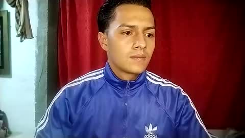 Snapshot of cristian_torres10 chatting on March 2025 08:32:02 AM Cristian online show from March 2025 08:32:02 AM