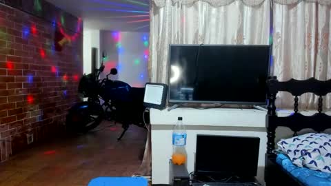 Cristian online show from March 2025 03:08:01 AM