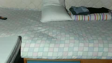 cristianrr184034 online show from November 2025 02:07:02 PM