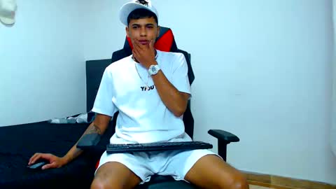 cristian online show from March 2026 07:13:02 AM