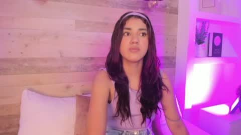 Snapshot of cristin_collins chatting on July 2026 02:22:01 AM C R I S T I N online show from July 2026 02:22:01 AM