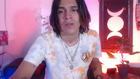 Cristopher online show from February 2025 02:32:02 PM