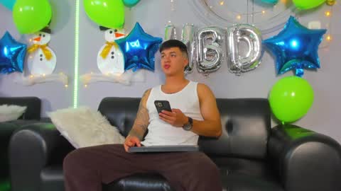 Cristopher online show from December 2024 12:42:01 PM