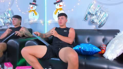 Cristopher online show from January 2025 12:30:01 PM