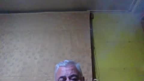 crmperez online show from November 2025 02:10:01 AM