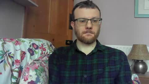 Snapshot of cropper4fun chatting on April 2026 08:18:02 AM Cropper online show from April 2026 08:18:02 AM