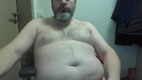 Snapshot of crouch1 chatting on January 2026 03:53:02 AM Crouch1 online show from January 2026 03:53:02 AM