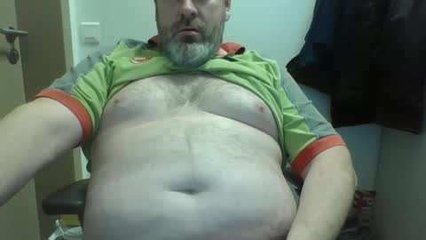 Snapshot of crouch1 chatting on January 2026 11:04:02 AM Crouch1 online show from January 2026 11:04:02 AM