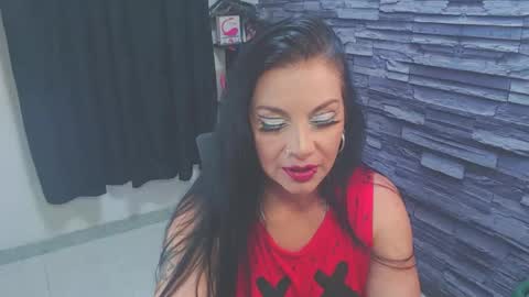 cruela_deviil online show from January 2026 04:59:01 AM