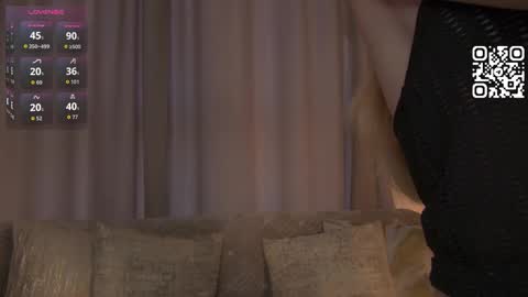 Rina online show from November 2025 09:45:01 AM