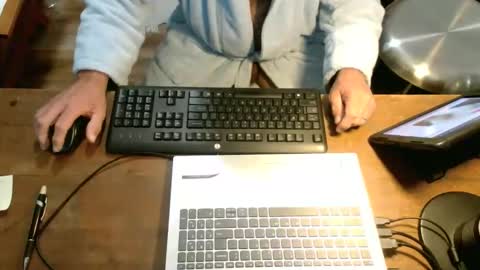 Crushit online show from April 2026 07:03:02 PM