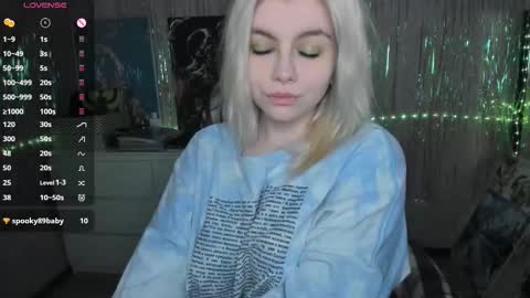 Snapshot of cryptobjgirlv2 chatting on September 2025 05:02:01 PM Lilith online show from September 2025 05:02:01 PM