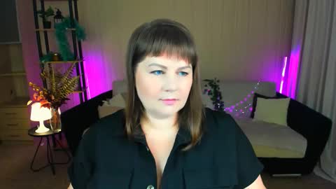 Anna online show from September 2025 06:29:02 PM