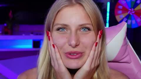 Crystal online show from February 2026 08:45:02 PM