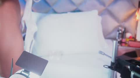 crystal_gilton online show from April 2026 07:04:02 PM