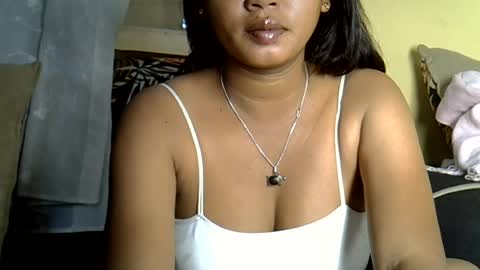 crystalbellax online show from July 2026 10:54:01 AM