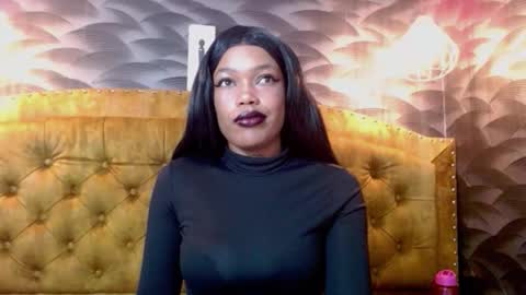 Crystal online show from October 2025 03:01:02 AM