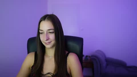 Snapshot of crystalbrunette18 chatting on July 2026 01:14:02 PM Crystalbrunette18 online show from July 2026 01:14:02 PM