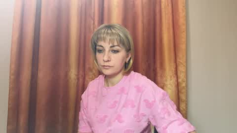 Mary online show from May 2026 07:11:01 PM