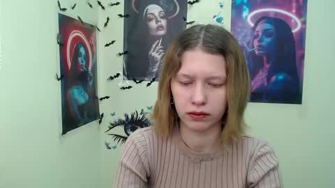 Snapshot of crystalgirl__ chatting on March 2025 07:15:01 AM Stella online show from March 2025 07:15:01 AM