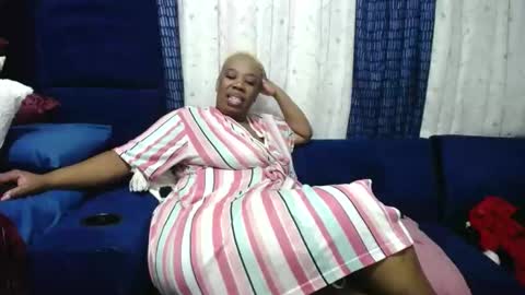 crystaljes online show from February 2025 10:32:02 PM