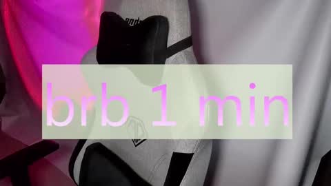 Snapshot of crystallkris chatting on January 2025 11:52:02 PM Kristina online show from January 2025 11:52:02 PM