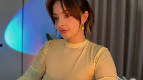 Snapshot of crystalnova_ chatting on July 2026 01:31:02 AM Kristina online show from July 2026 01:31:02 AM