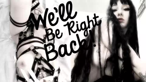 Sasha    Make me moan with patterns   good music here  online show from November 2025 01:57:02 PM