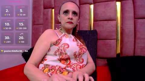 Snapshot of crystaltemptress chatting on October 2025 09:26:02 PM ASHLEY online show from October 2025 09:26:02 PM