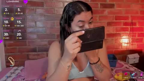 Soy Crystal online show from March 2025 10:02:01 AM