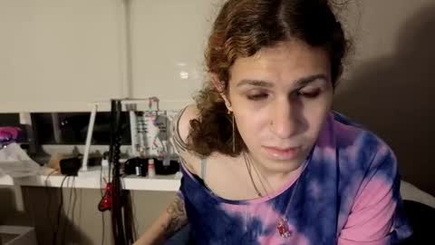 cuddleavenue online show from November 2025 02:35:01 AM