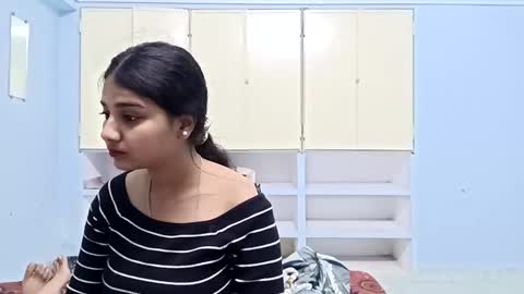 cuddlemuffins online show from February 2026 04:35:01 PM