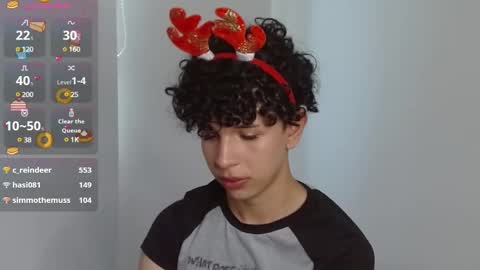 Cuddly online show from December 2024 07:43:02 PM