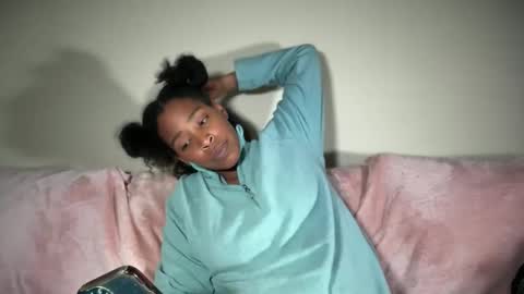 cum2charmxx online show from November 2025 08:59:02 AM