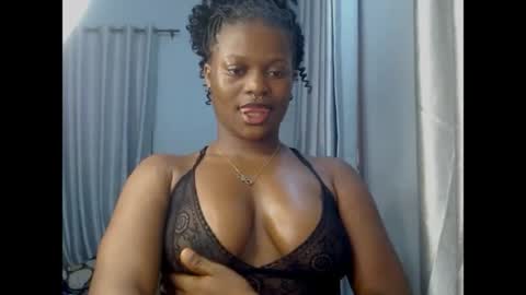 Snapshot of cum_ebony_petitxx chatting on April 2026 06:39:01 AM cath online show from April 2026 06:39:01 AM
