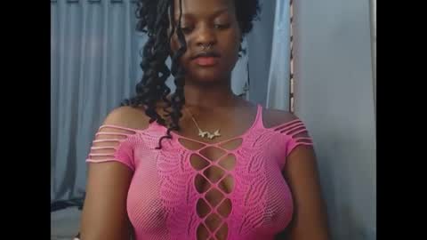 Snapshot of cum_ebony_petitxx chatting on May 2026 06:32:01 AM cath online show from May 2026 06:32:01 AM